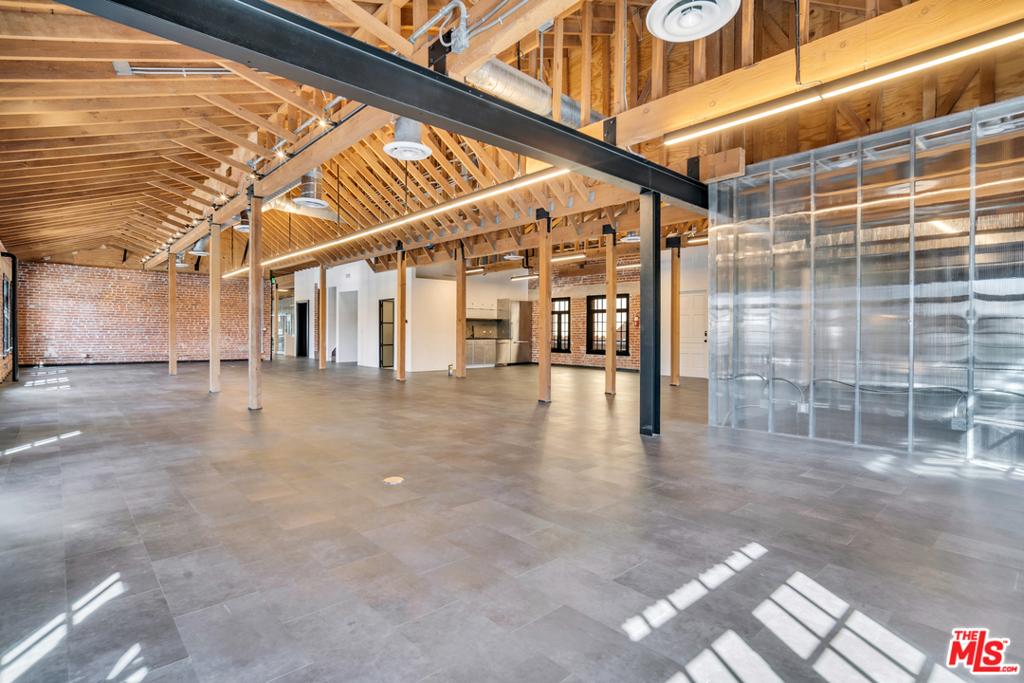 MLS #21705010 image #0