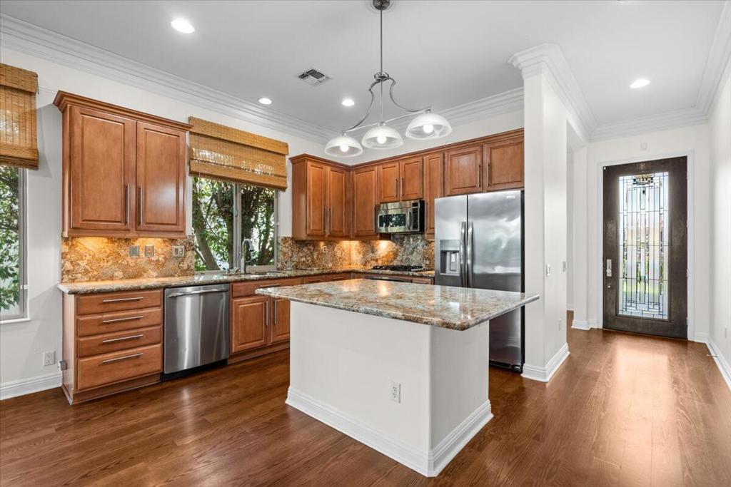 MLS #219132300DA image #0