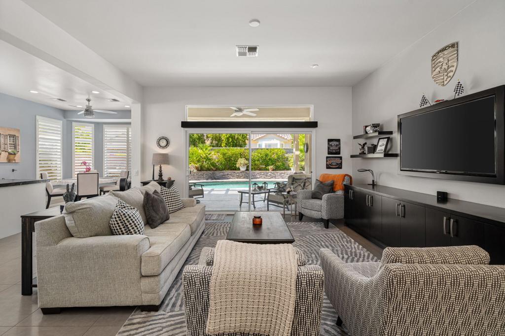 MLS #219135359DA image #0