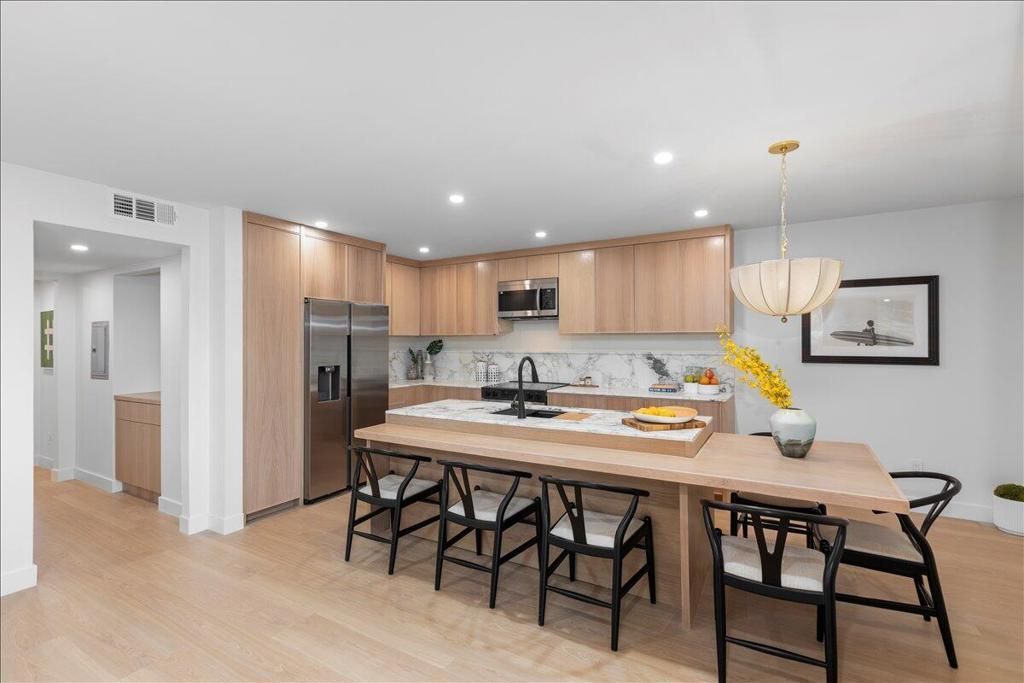 MLS #219136549DA image #0