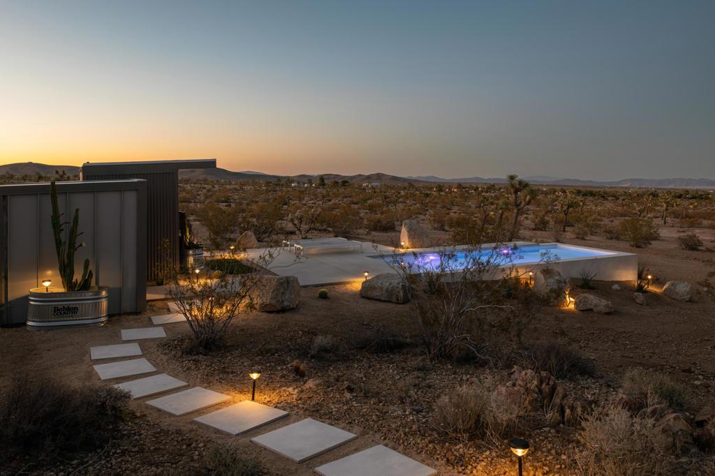 MLS #219138318PS image #0