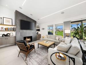 MLS #217032766DA image #0