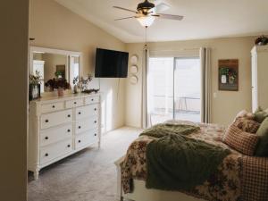 MLS #219138982DA image #0