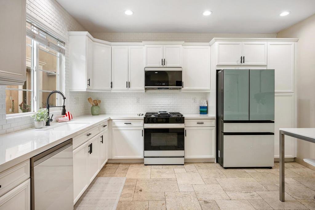 MLS #219142325DA image #0