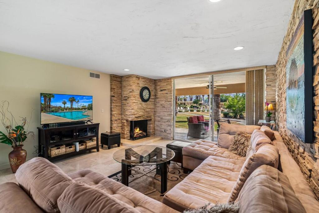 MLS #219142663PS image #0