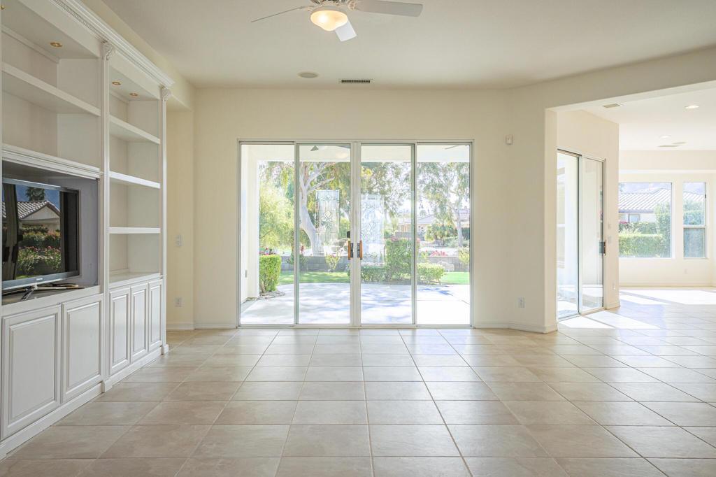 MLS #219143423DA image #0