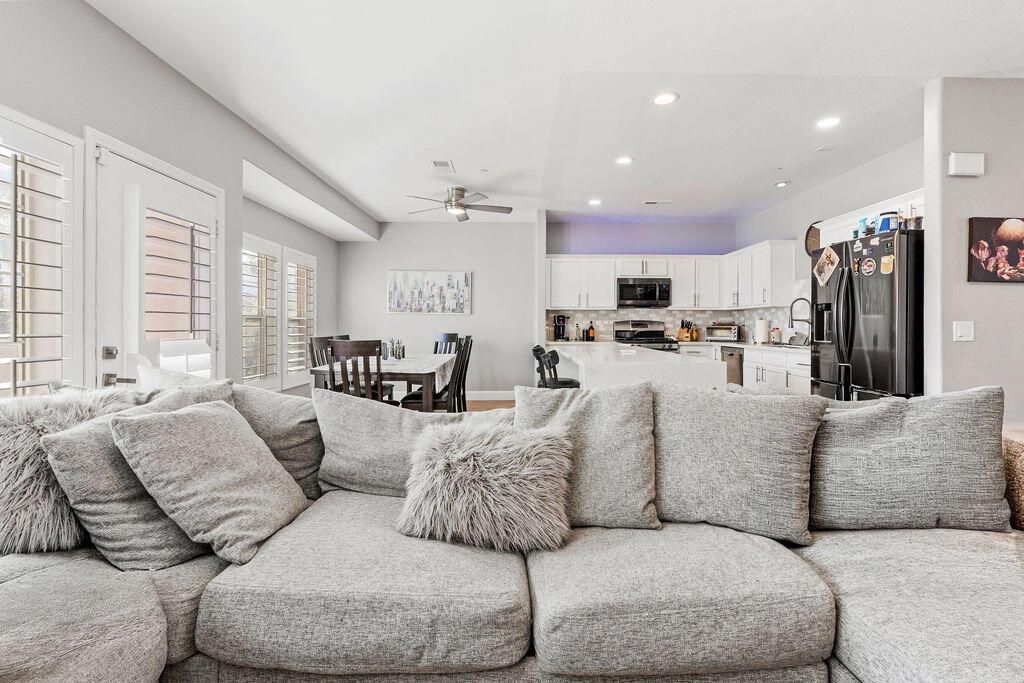 MLS #219143522DA image #0