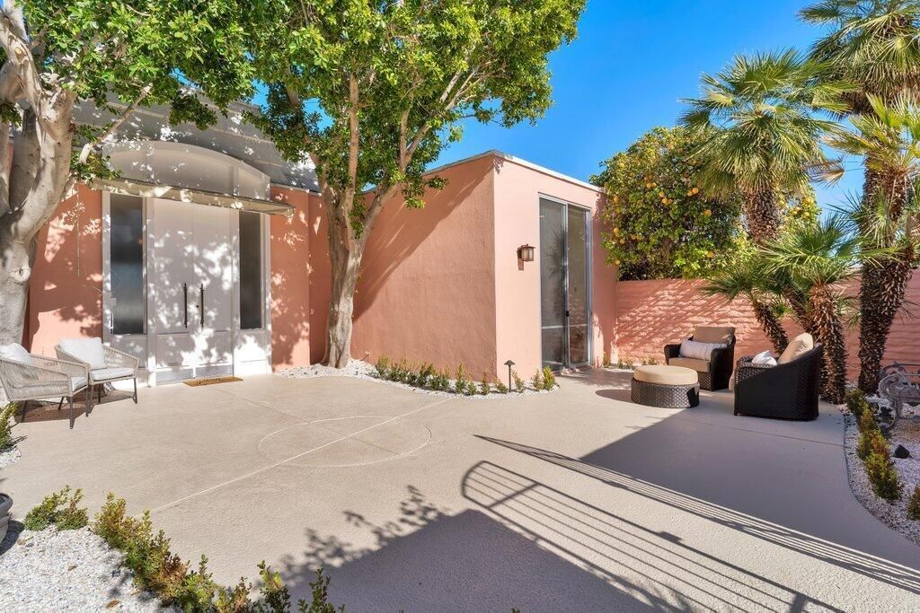 MLS #219143890DA image #0