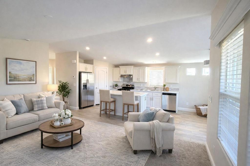 MLS #219143897DA image #0