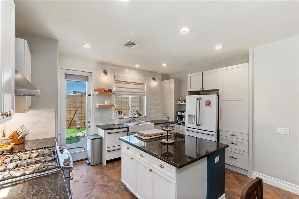 MLS #219145879DA image #0