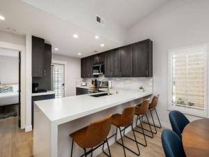 219 Desert Falls E Drive Palm Desert CA 92211 | MLS #219148524DA 45 MLS #219148524DA image #0