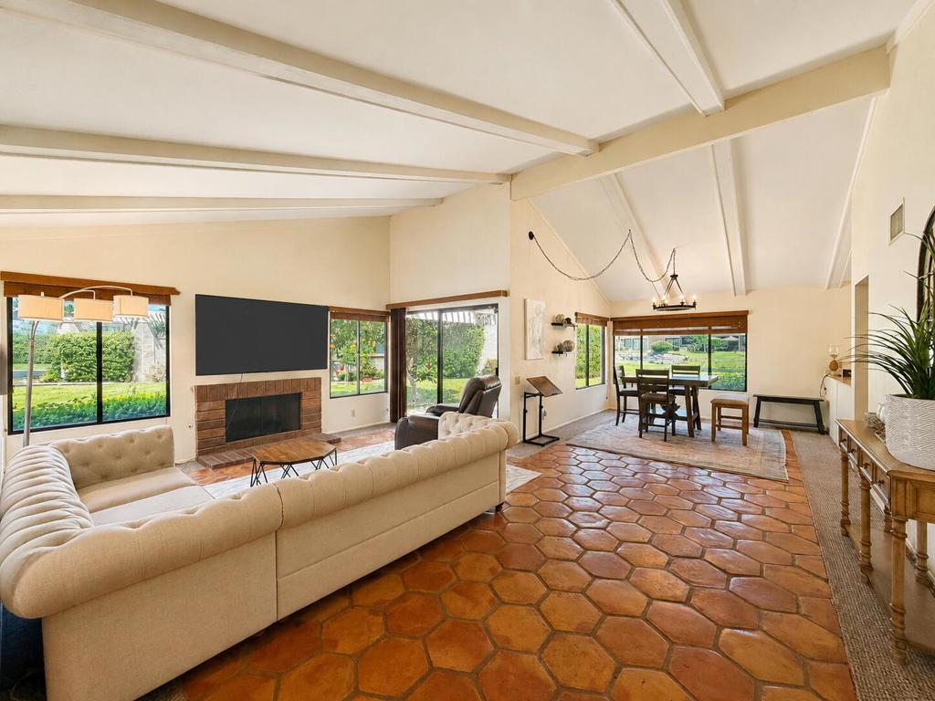 MLS #219149247DA image #0