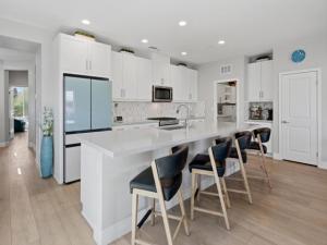 MLS #219149836DA image #0