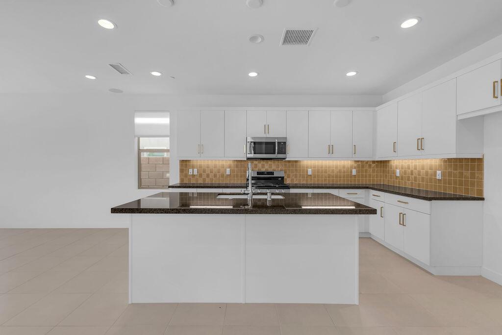 MLS #219150019DA image #0