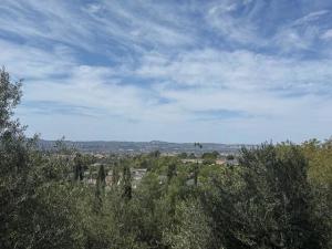 MLS #219152255DA image #0