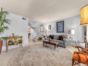 MLS #219152338DA image #0