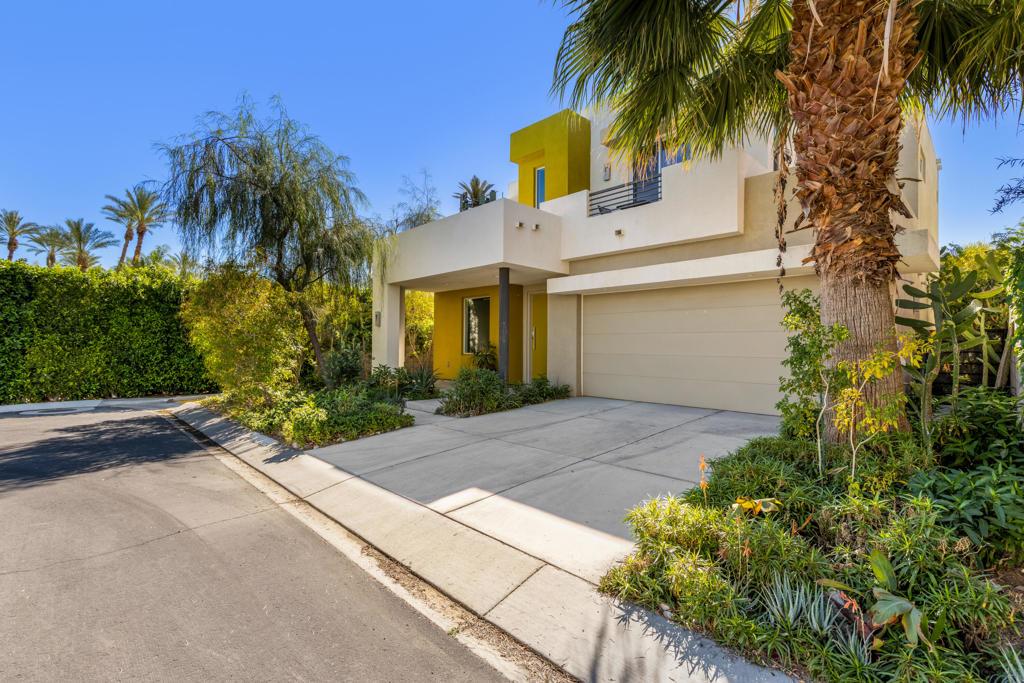 MLS #219152600DA image #0