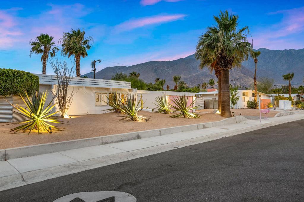 483 E Francis DR Palm Springs CA 92262 | MLS #219152958PS 45 MLS #219152958PS image #0