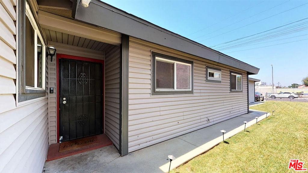 MLS #22195691 img 17