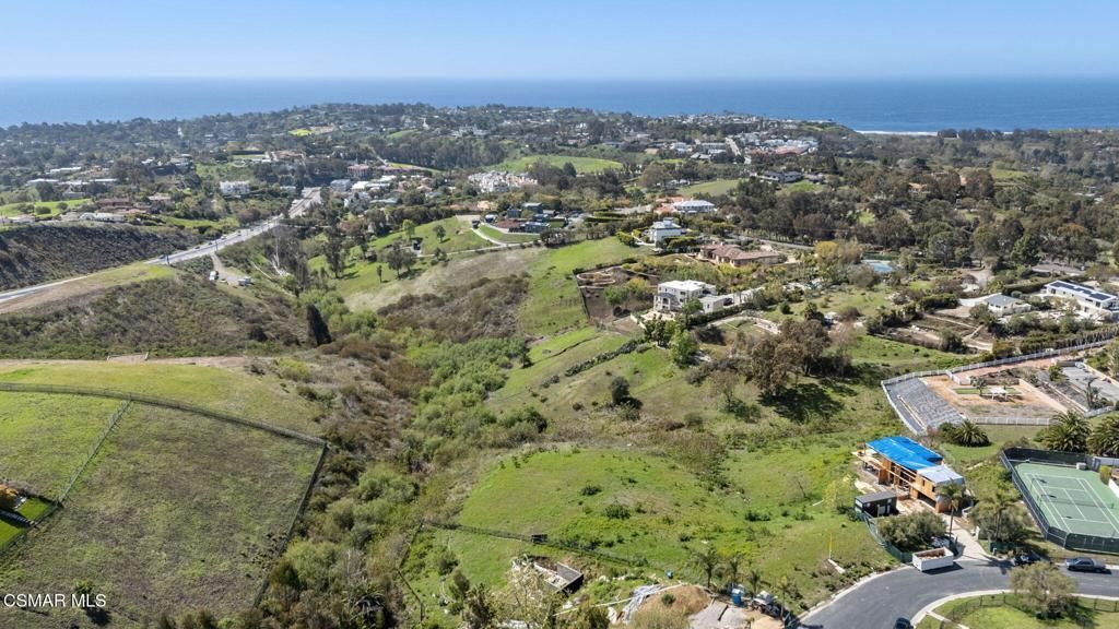 MLS #225001400 image #0