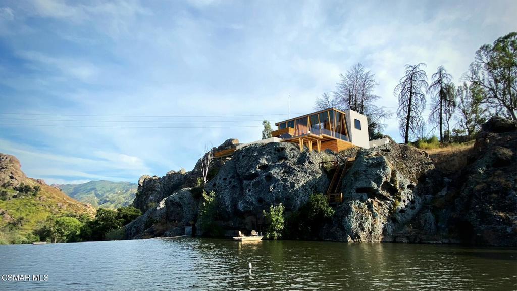 MLS #225001656 image #0