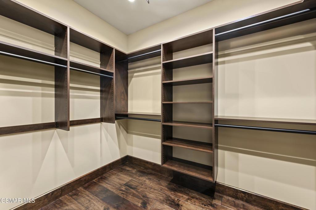 MLS #225003533 img 0