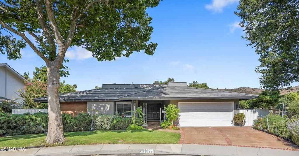 MLS #225003673 image #0