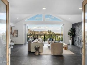 MLS #225003801 image #0