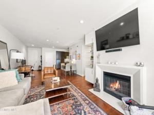 MLS #225003861 image #0