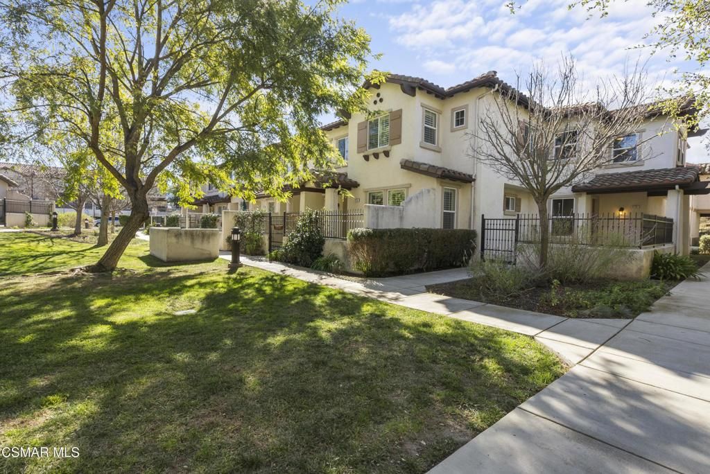 MLS #225004221 img 0