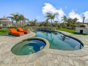 MLS #225004226 image #0