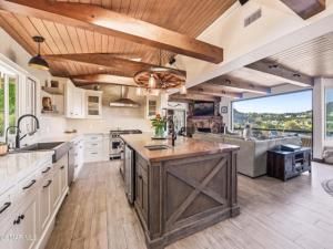 MLS #225004934 image #0