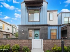 MLS #225004658 image #0