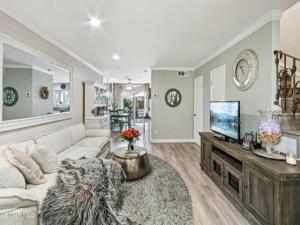 MLS #225005191 image #0