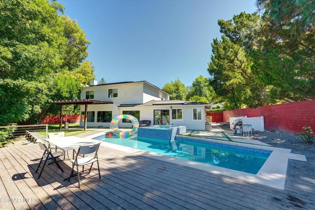 MLS #225005952 image #0