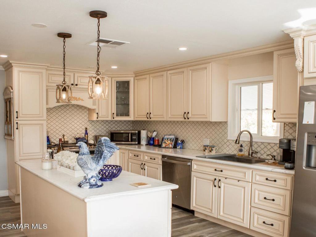 MLS #226000877 image #0