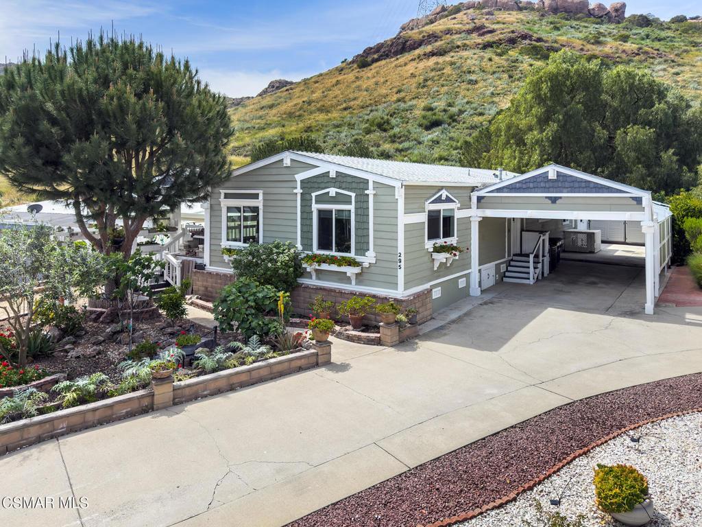 MLS #226001428 image #0