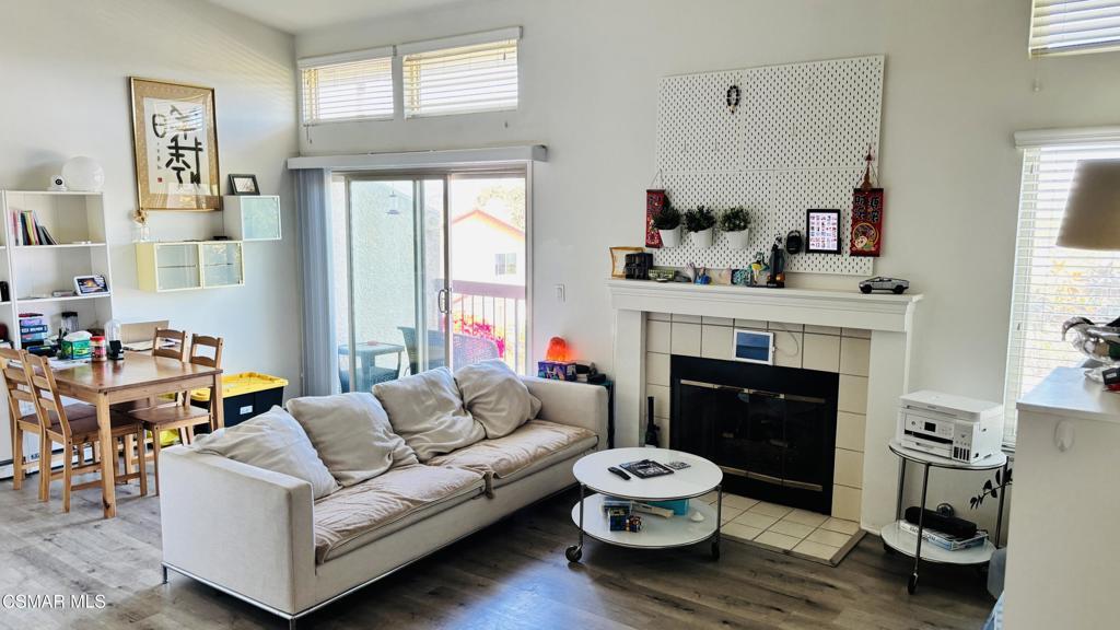 825 Warwick AV Thousand Oaks CA 91360 | MLS #226003043 45 MLS #226003043 image #0
