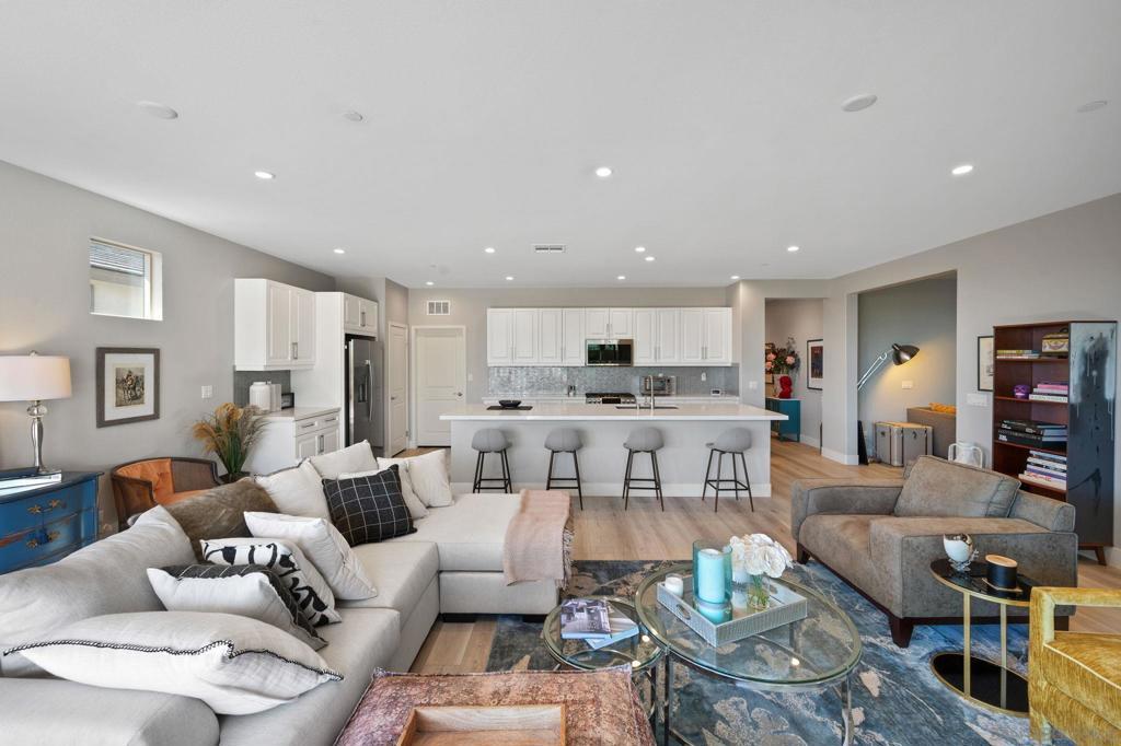 MLS #240021972SD image #0