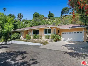 4031 Deerhorn Drive Sherman Oaks