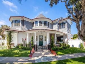 MLS #250001296SD image #0