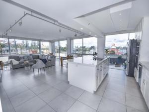 MLS #250017345SD image #0