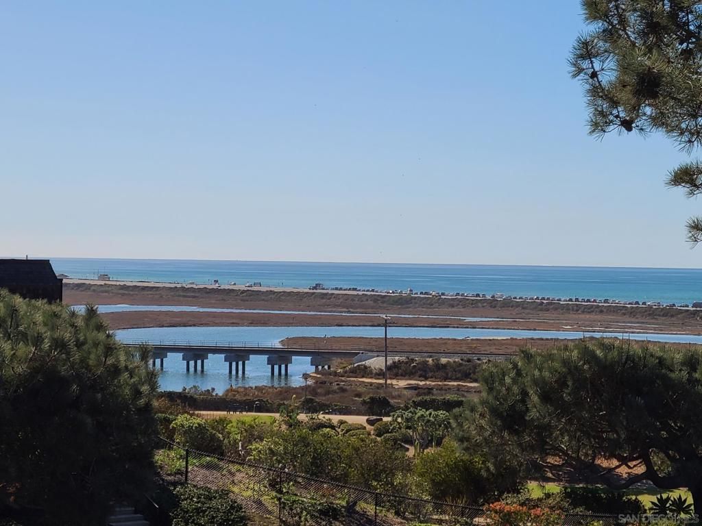 MLS #250017672SD image #0