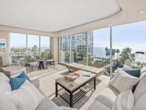MLS #250018024SD image #0