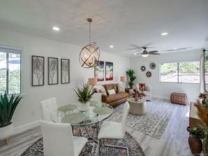 MLS #250018537SD image #0