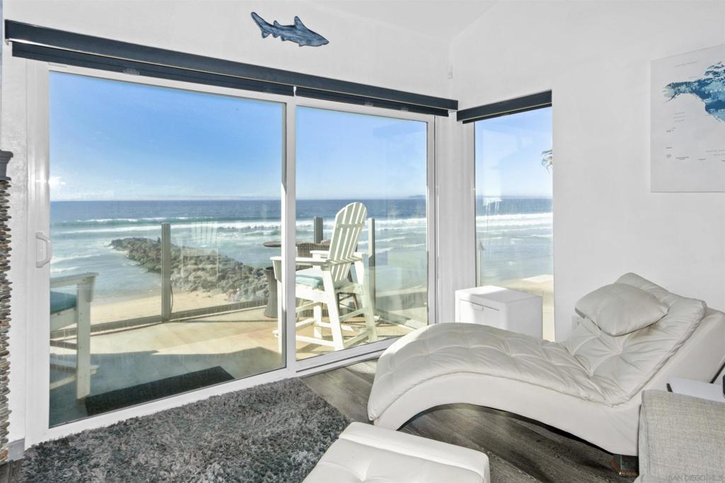 MLS #250020045SD image #0