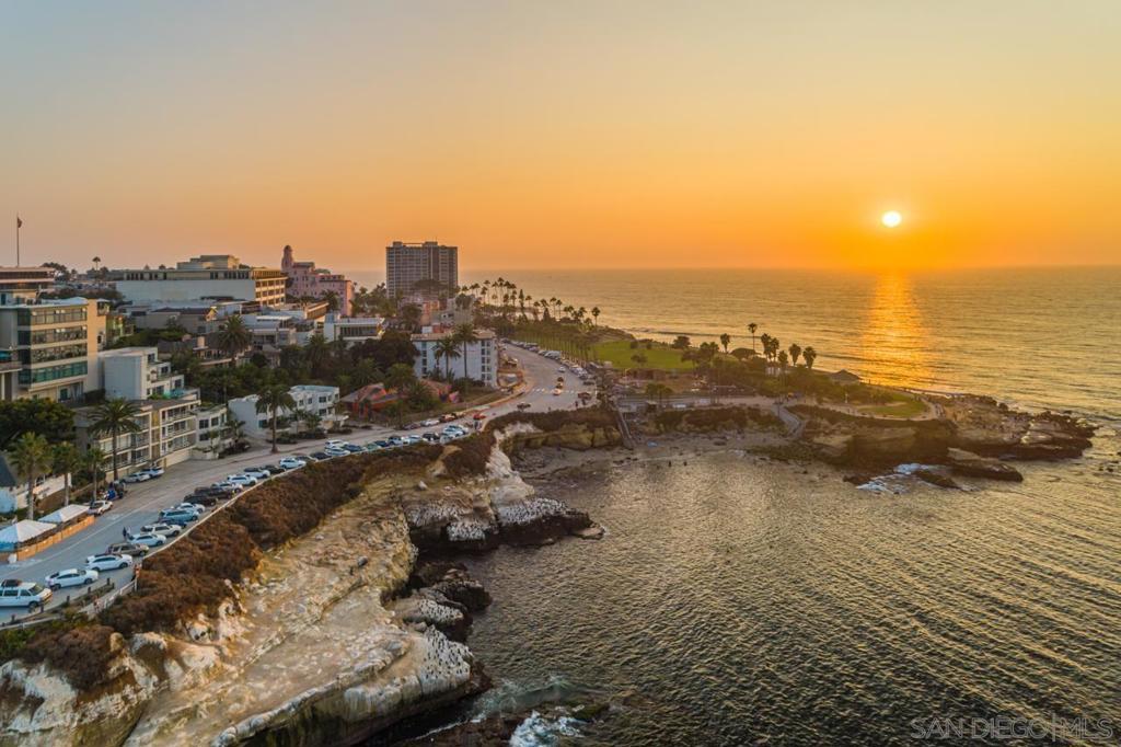 MLS #250020661SD image #0