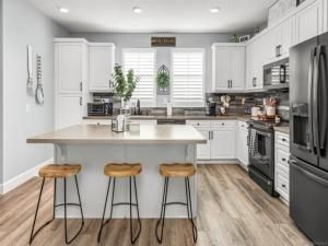 MLS #250021321SD image #0