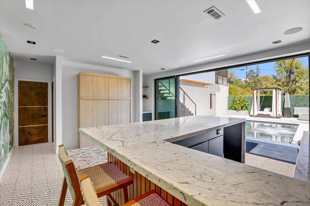 MLS #250022021SD img 0