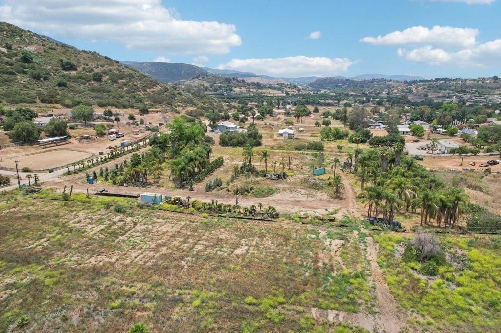 MLS #250023508SD image #0